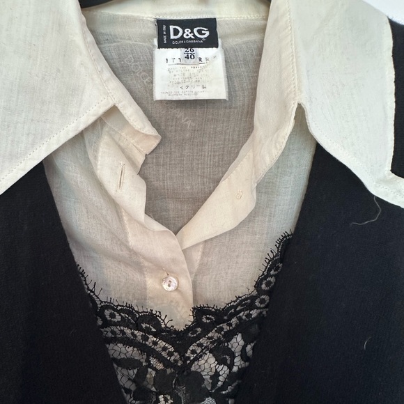 Dolce and Gabbana beige blouse bell sleeves black lace vest two different tops - Picture 4 of 13